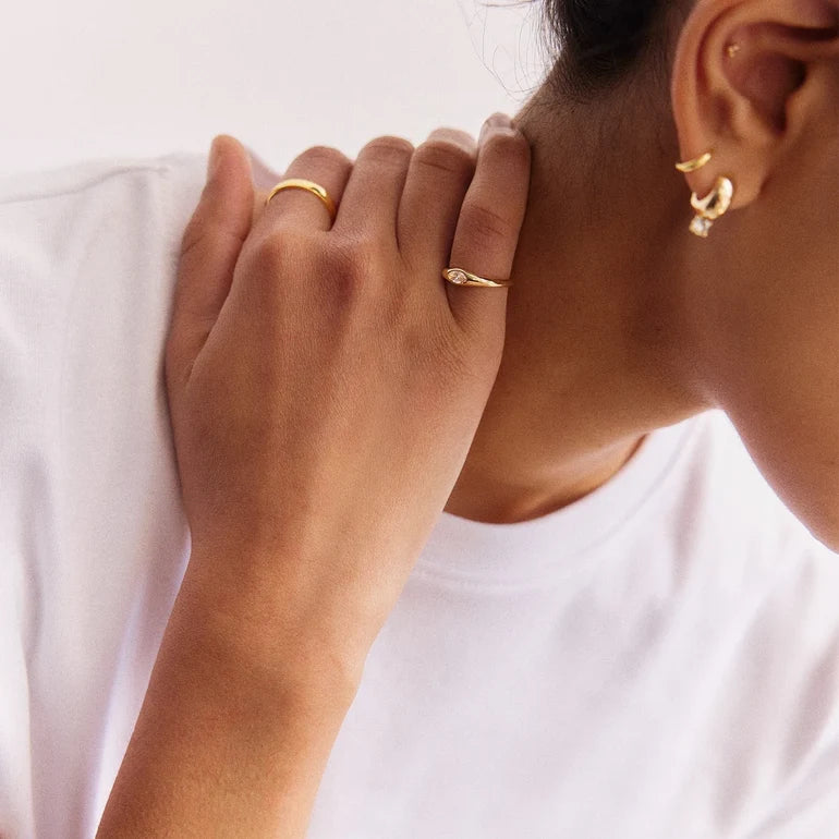 Niecy Gold Pinky Ring