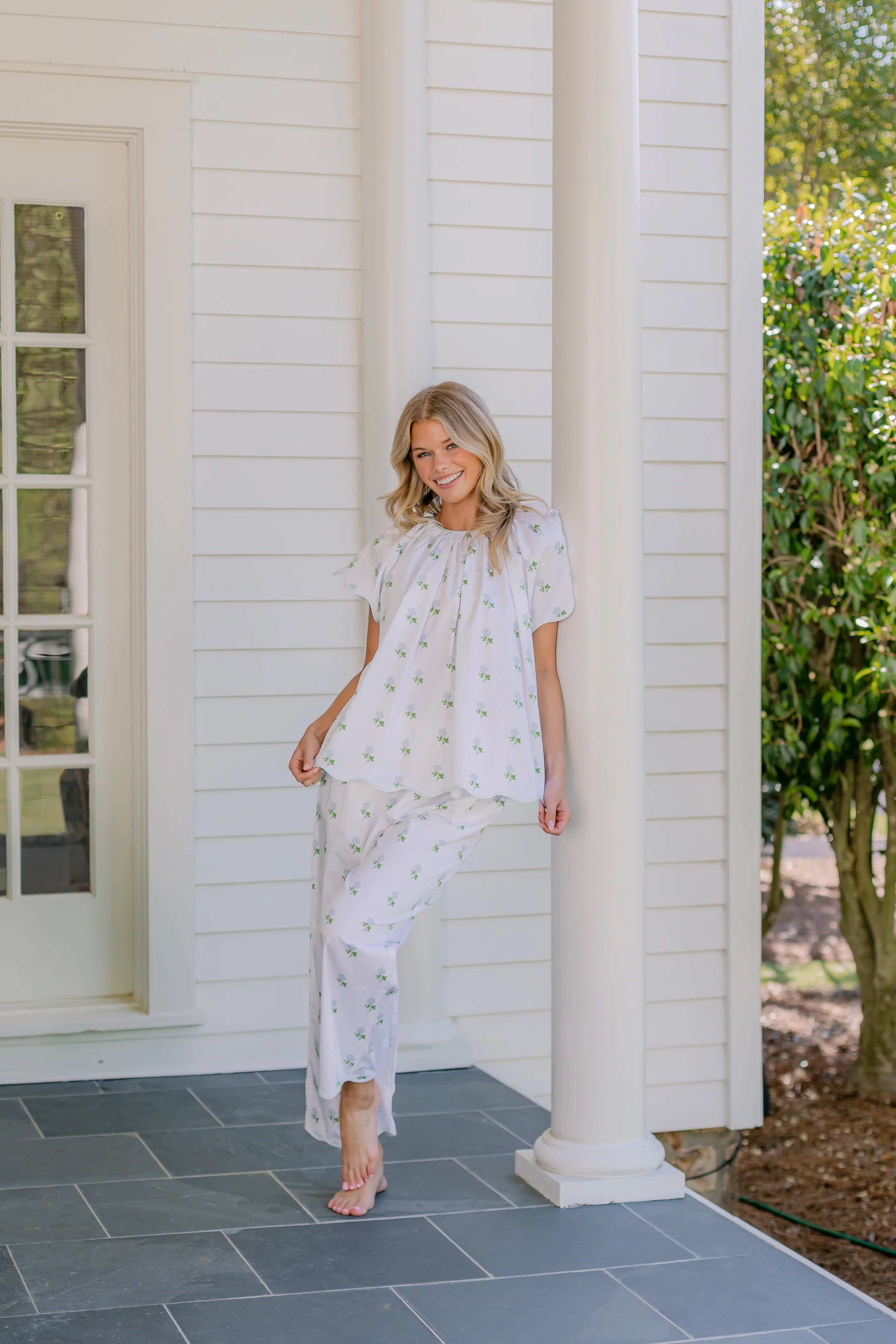 Vandy Scalloped Short Sleeve Pajamas