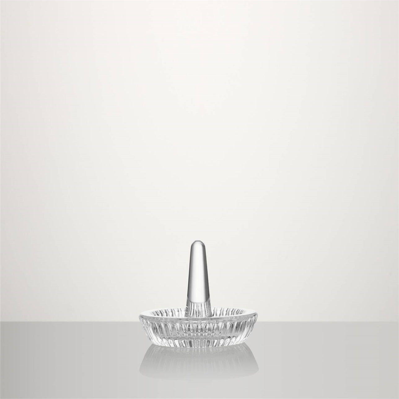 Round Ring Holder
