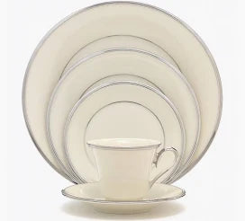 Solitaire 5-Piece Place Setting